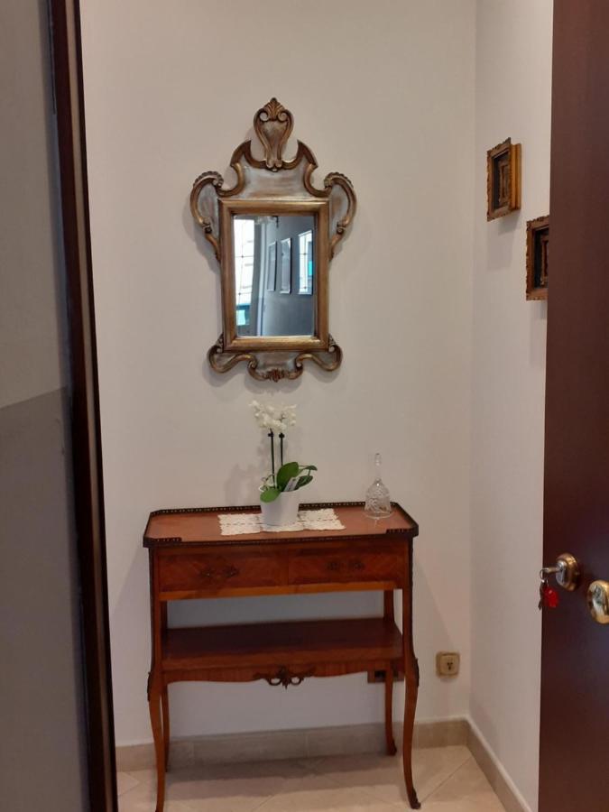 La Casa Di Sabrina Apartment Verona Bagian luar foto